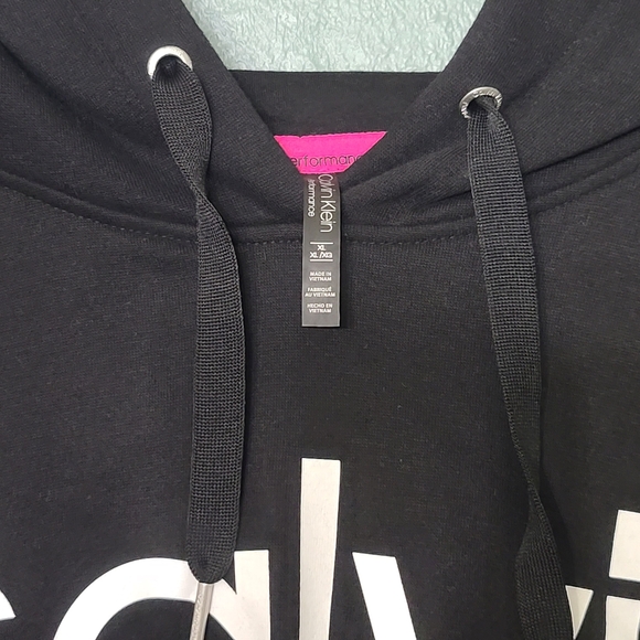 Calvin Klein Performance Women's Logo Black Cropped Hoodie Warm Up XL NWT - Picture 3 of 8